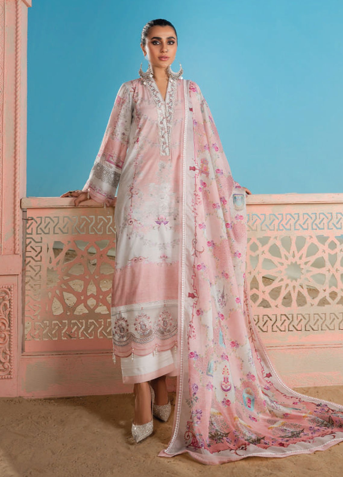 wardha-saleem-embroidered-lawn-suits-unstitched-3-piece-d-12-layla-summer-collection_1